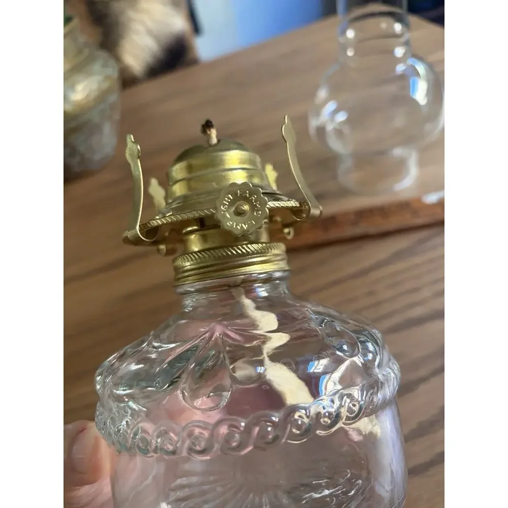 Vintage Clear Glass Oil Lamp Small Lamp With Clear Glass Chimney